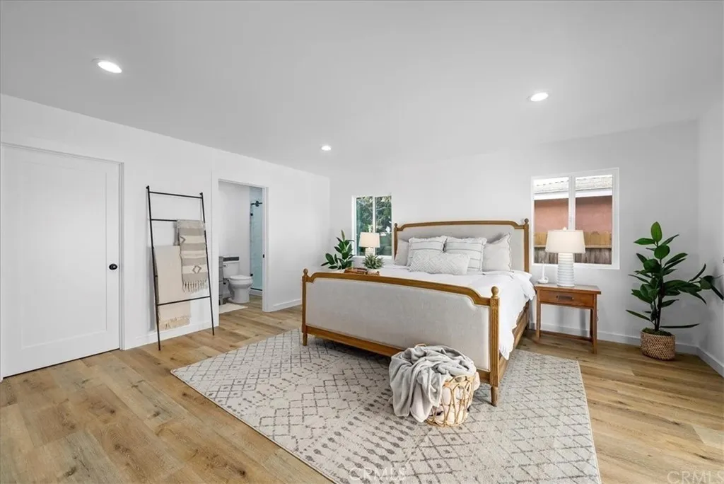 Inglewood, California 90303, United States, 4 Bedrooms Bedrooms, ,2 BathroomsBathrooms,Residential,Active,234817