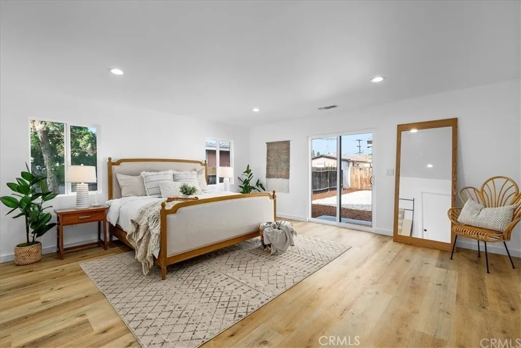 Inglewood, California 90303, United States, 4 Bedrooms Bedrooms, ,2 BathroomsBathrooms,Residential,Active,234817