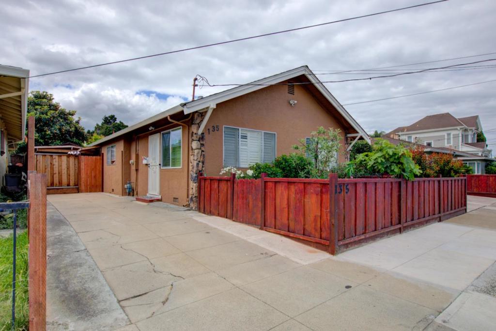 135 S 26th Street