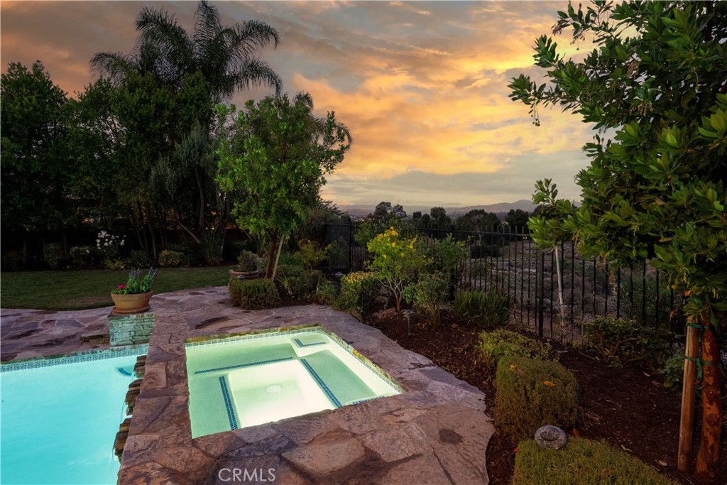 24705 Tiburon St, Valencia, CA, 91355, USA, 4 Bedrooms Bedrooms, ,5 BathroomsBathrooms,Residential,Pending,24705 Tiburon St,SR26114698
