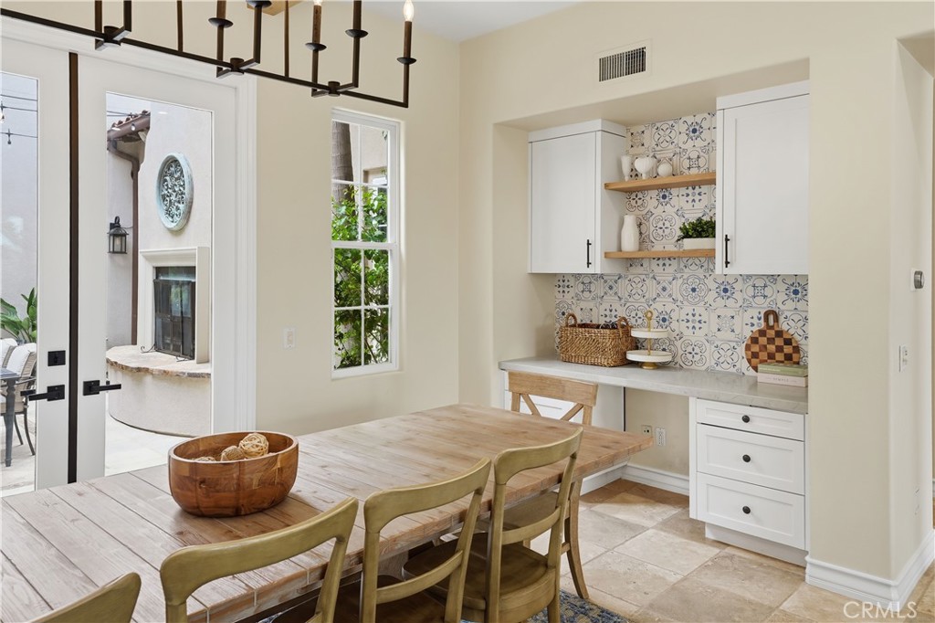 24705 Tiburon St, Valencia, CA, 91355, USA, 4 Bedrooms Bedrooms, ,5 BathroomsBathrooms,Residential,Pending,24705 Tiburon St,SR26114698