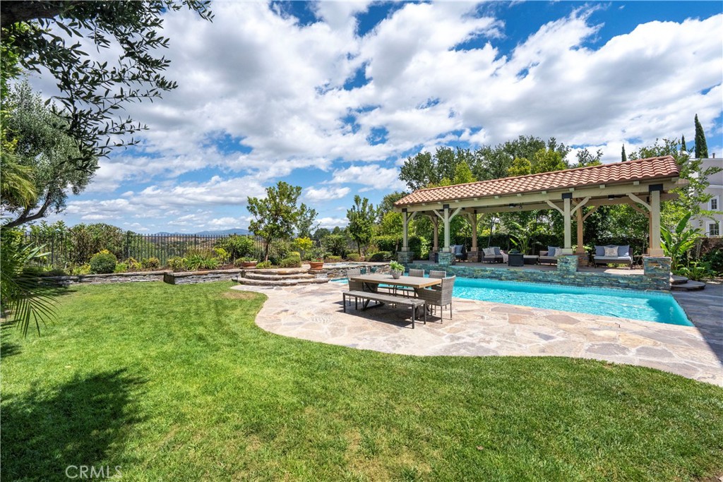 24705 Tiburon St, Valencia, CA, 91355, USA, 4 Bedrooms Bedrooms, ,5 BathroomsBathrooms,Residential,Pending,24705 Tiburon St,SR26114698