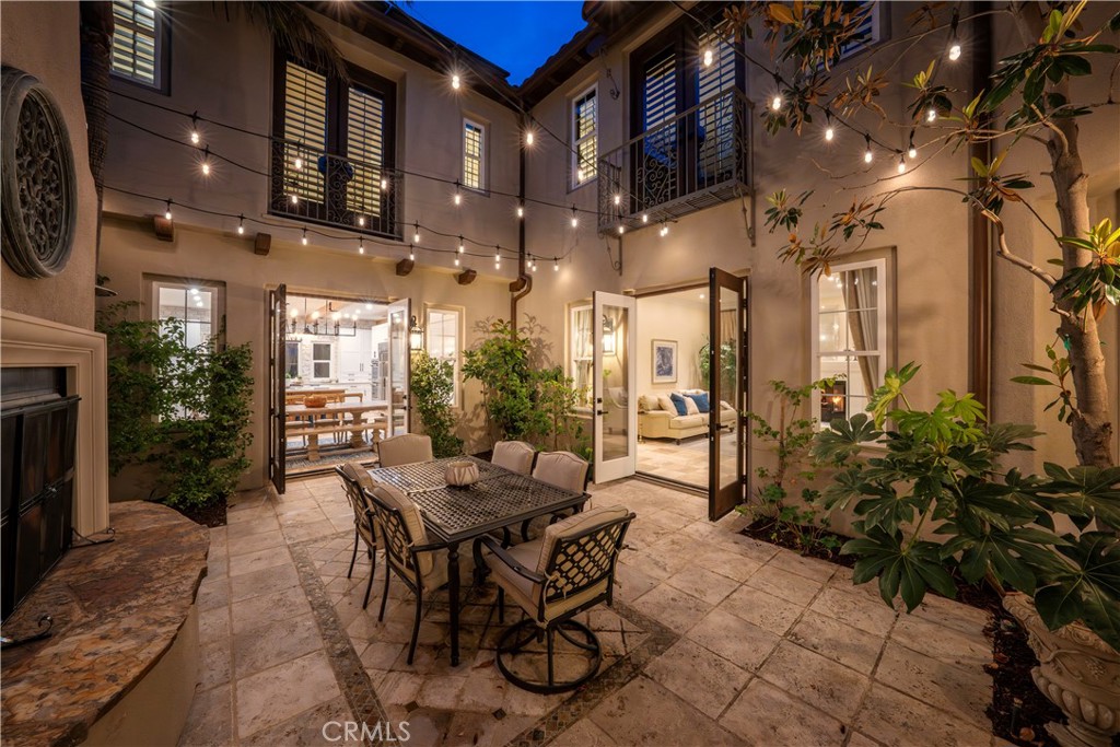 24705 Tiburon St, Valencia, CA, 91355, USA, 4 Bedrooms Bedrooms, ,5 BathroomsBathrooms,Residential,Pending,24705 Tiburon St,SR26114698