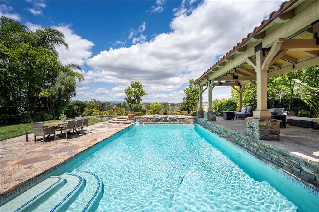 24705 Tiburon St, Valencia, CA, 91355, USA, 4 Bedrooms Bedrooms, ,5 BathroomsBathrooms,Residential,Pending,24705 Tiburon St,SR26114698