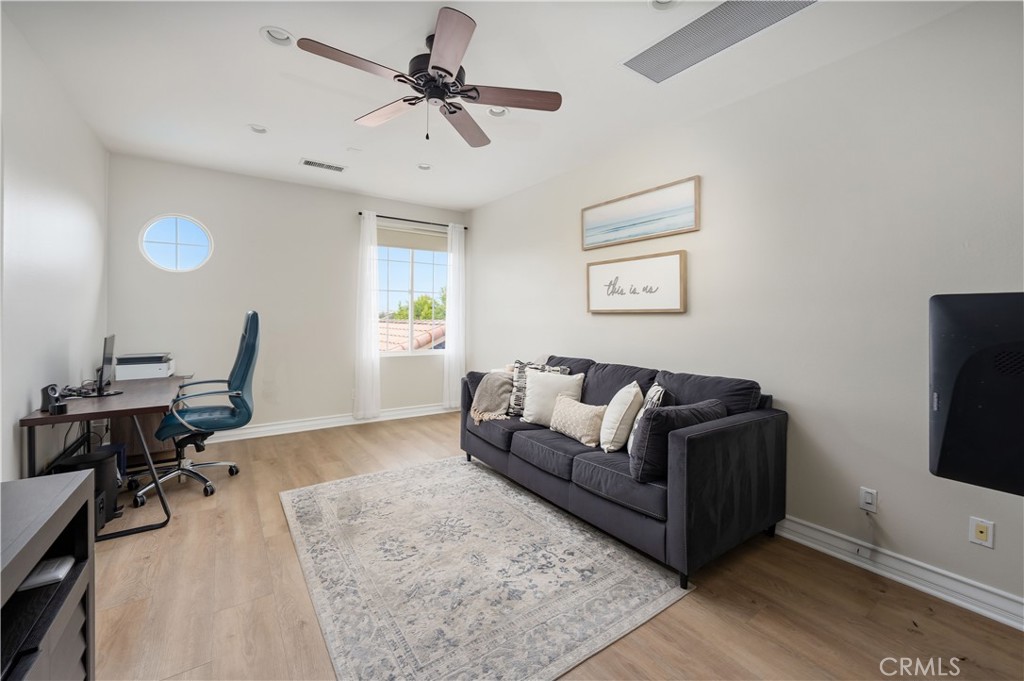 24705 Tiburon St, Valencia, CA, 91355, USA, 4 Bedrooms Bedrooms, ,5 BathroomsBathrooms,Residential,Pending,24705 Tiburon St,SR26114698
