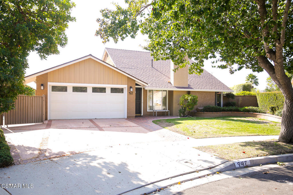 947 Driftwood Circle