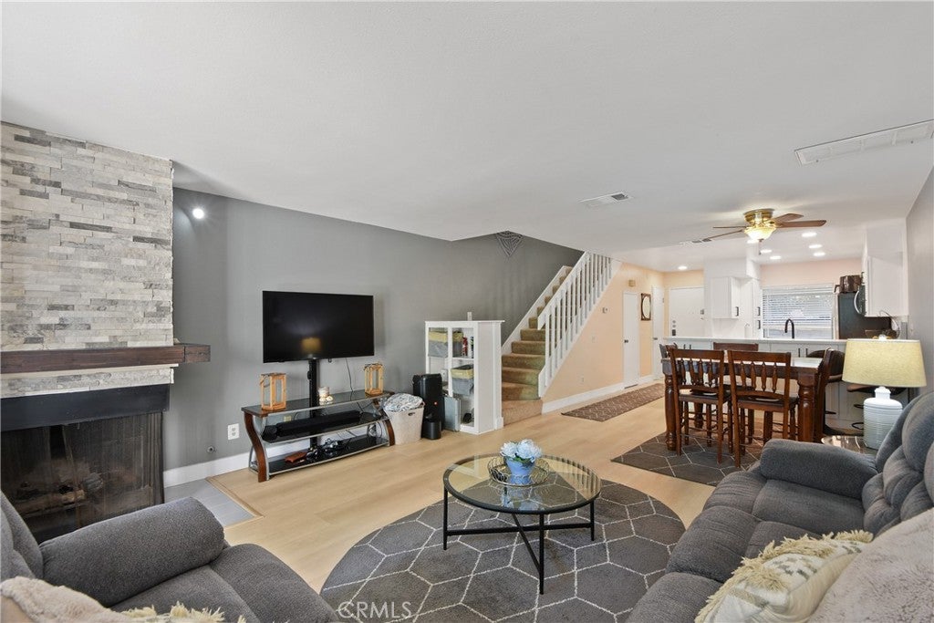 25445 Pine Creek