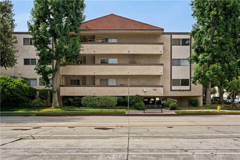 Photo of 2386 E Del Mar Boulevard #112, Pasadena, CA 91107 (MLS # SR26179346)