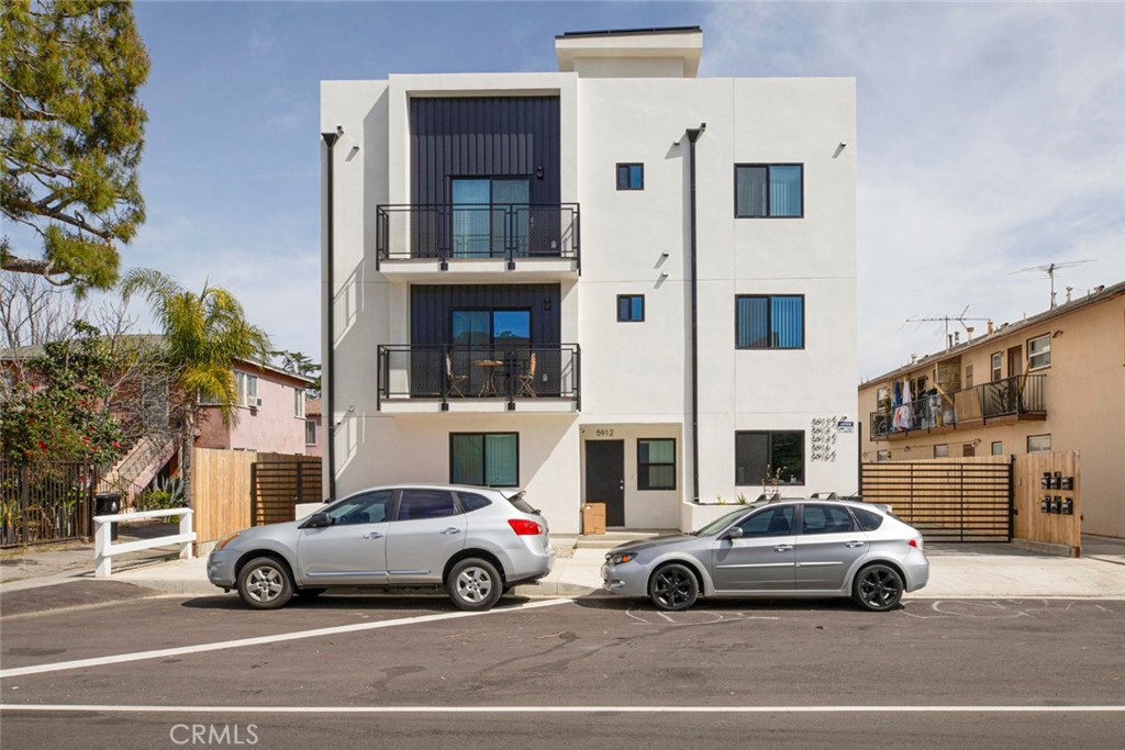 Step into modern elegance with this stunning, 2023 built 3-bedroom, 3.5-bath townhouse-style residence, perfectly situated in the vibrant heart of the coveted NOHO Arts District. Spanning 1,545 square feet across multiple levels of sophisticated design, this home is a harmonious blend of contemporary style and effortless comfort. Sunlight pours through expansive windows, bathing the open-concept living spaces in natural light and enhancing the airy ambiance.
Entertain with ease in the spacious living and dining area, adorned with sleek finishes and designer touches throughout. The gourmet kitchen features state-of-the-art, chef-grade appliances, crisp cabinetry, and generous quartz countertops—perfect for both everyday living and elevated hosting. Each bathroom is its own retreat, with luxurious porcelain-tiled showers and modern fixtures that exude refinement. The primary suite offers a serene escape, complete with a spa-inspired ensuite and ample closet space.
Enjoy the convenience of an attached private garage with direct access, a full in-unit washer and dryer, and central air conditioning for year-round comfort. Nestled within a secure gated building, this residence provides peace of mind while placing you just moments from the artistic energy, acclaimed restaurants, and boutique shops of NOHO and nearby Studio City.
Part of the Los Angeles Unified School District. This is not just a home—it's a lifestyle.
Call/text: 626-SixFiveEight-9201 For Showings and details.