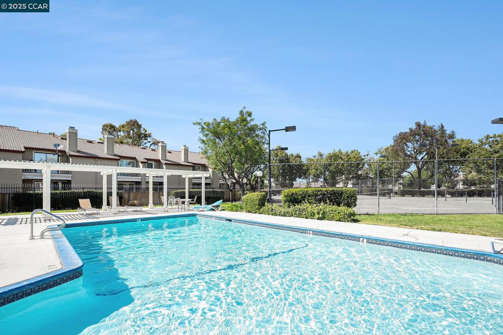 PEPPERTREE - Residential