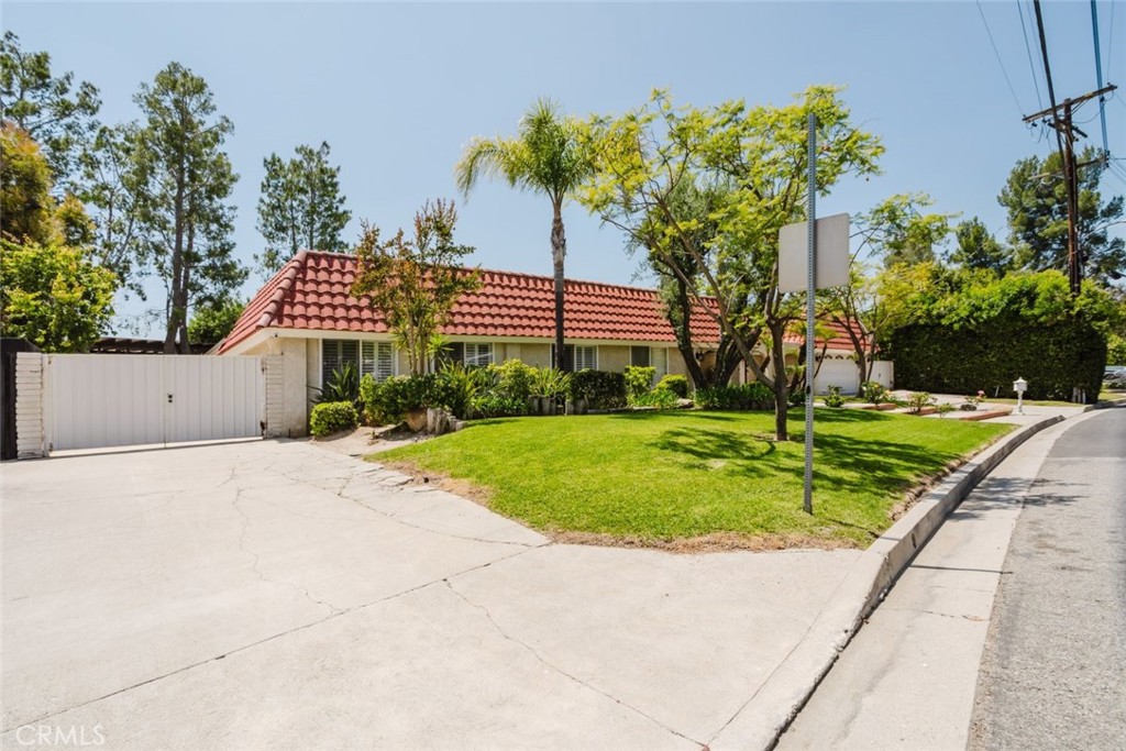 16858 Pineridge Drive