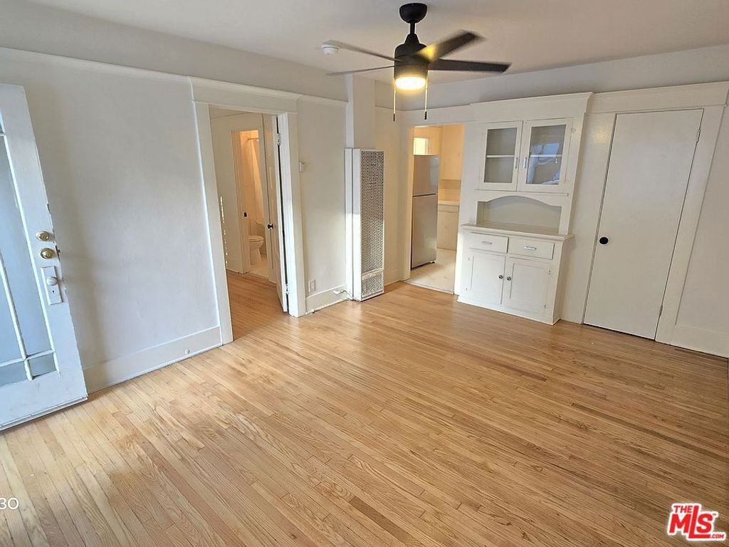 Photo of 2709 Strongs Drive, Venice, CA 90291 (MLS # 25578005)