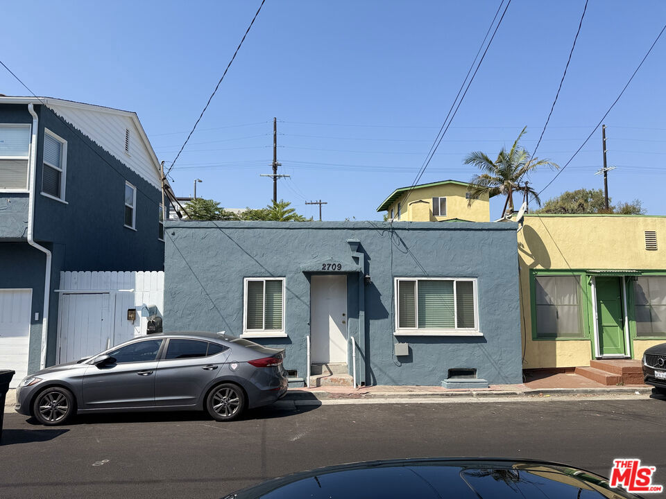 2709 Strongs Drive presents a unique opportunity to acquire a well-located parcel in Venice Beach, positioned just a short walk from the beach, the Venice Canals, and Abbot Kinney Boulevard. Zoned RD 1.5-1, the site qualifies for a Small Lot Subdivision, making it ideal for developers, architects, or end- users seeking to build custom modern homes in one of Los Angeles' most supply-constrained neighborhoods. The property is currently improved with a 590 SF single-family residence built in 1926, offering low existing site coverage and a clean slate for redevelopment. Its strong positioning within a highly walkable pocket of Venice, surrounded by lifestyle amenities, beach access, and architectural precedent, makes this a versatile investment for end-users and developers alike. 2709 Strongs may also be acquired with immediately adjacent 2712 Pacific Ave, creating an assemblage totaling 7,976 SF of lot area for redevelopment. Email agents for offering memorandum. Do Not Disturb Tenants. Submit POF and terms with offer. Showing upon accepted offer/with notice per occupancy. Broker/Buyer to verify all information, including SF, units, income/expenses, zoning, and permits. Subject to seller's right to accept or reject any offer. See also MLS # 25578063