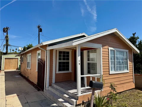 MLS: TR26221611