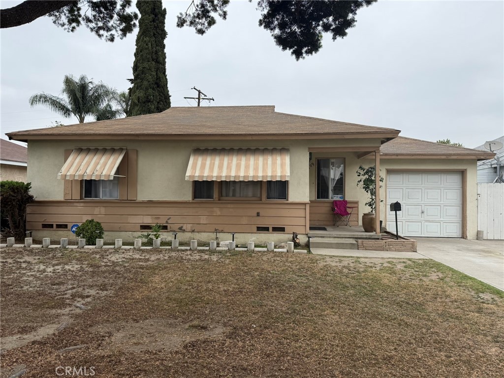 11709 Samoline Avenue