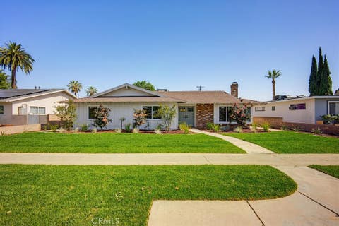 Photo of 109 E Francis Street, Corona, CA 92879 (MLS # IG26121039)