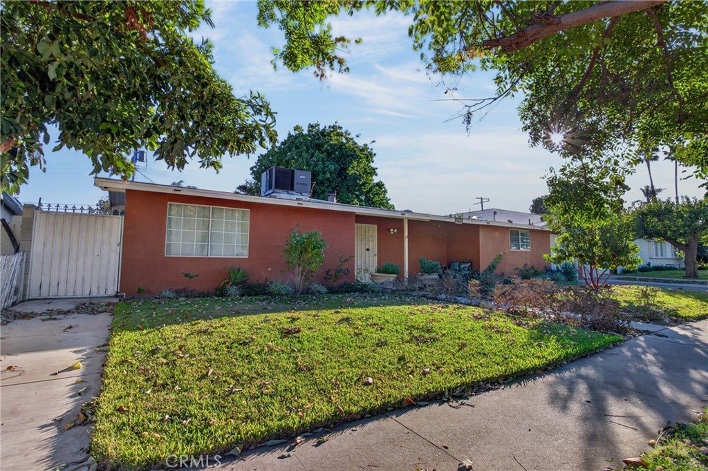 19456 Elkwood