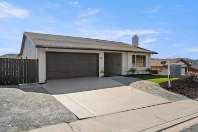 875 Kostner Dr San Diego CA 92154
