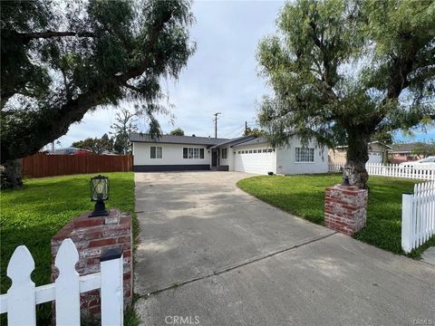 Photo of 11701 Faye Ave, Garden Grove, CA 92840 (MLS # PW26065552)