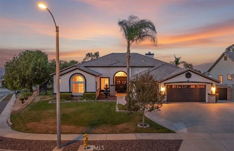 Photo of 13596 Mesa Crest Drive Dr, Yucaipa, CA 92399 (MLS # IG26109469)