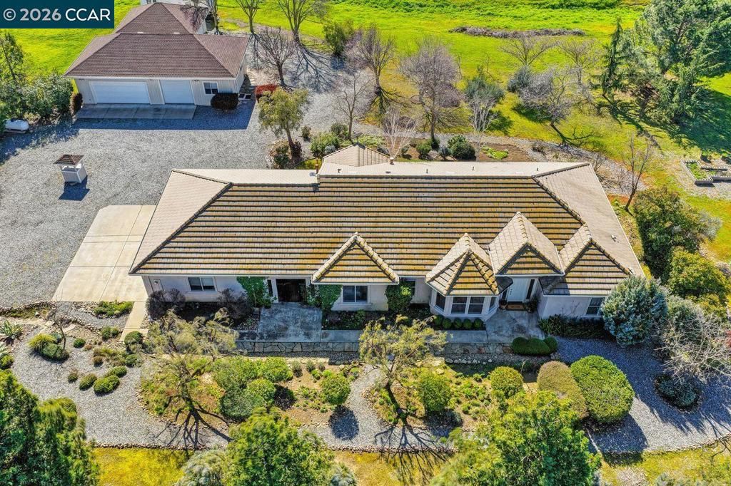 Photo of 5475 5475 Ferseyna Way, Valley Springs, CA 95252 (MLS # 41124523)