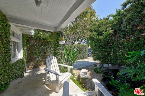 2627 S Cloverdale Avenue Los Angeles CA 90016