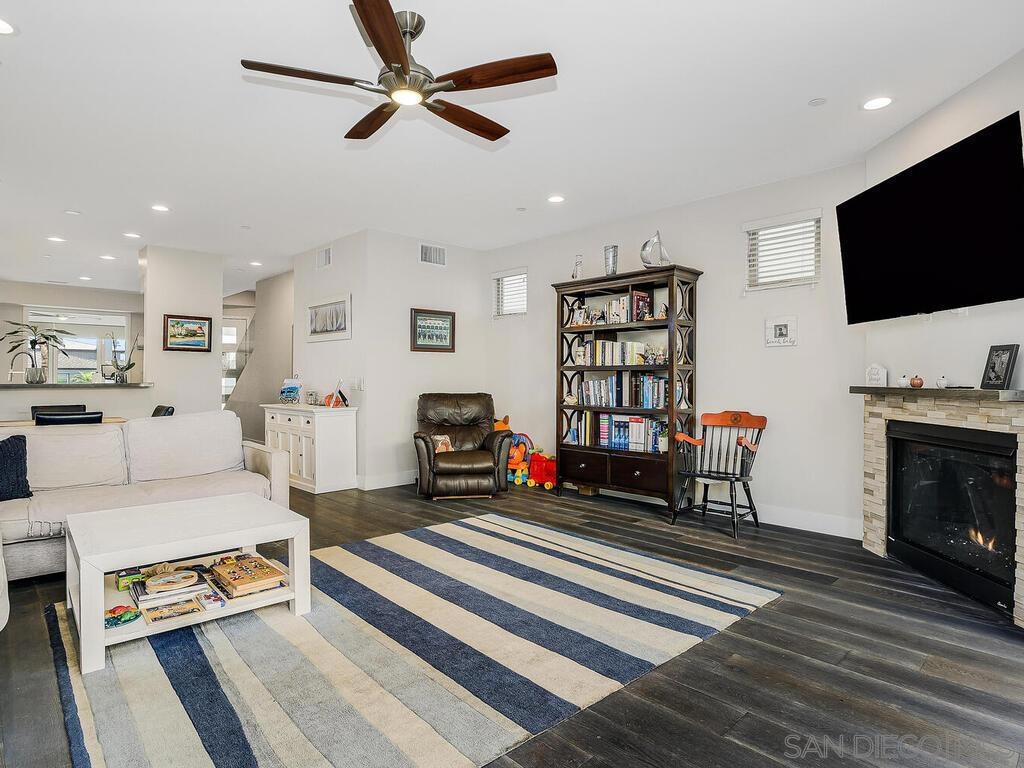 Pacific Beach - Residential