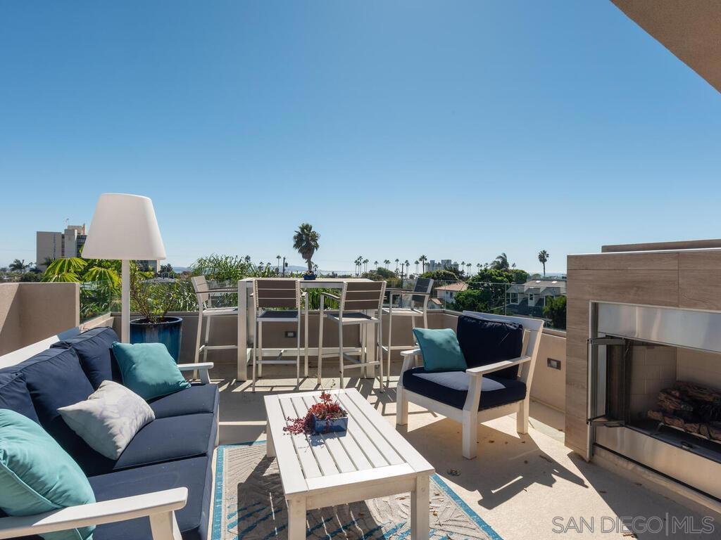 Pacific Beach - Residential