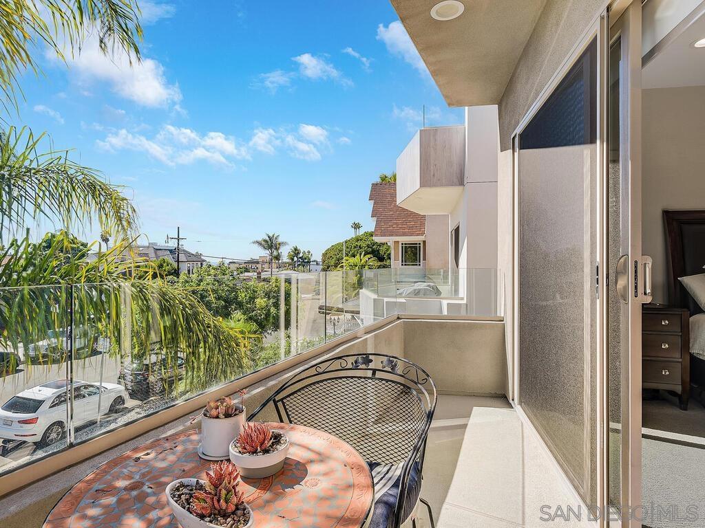Pacific Beach - Residential