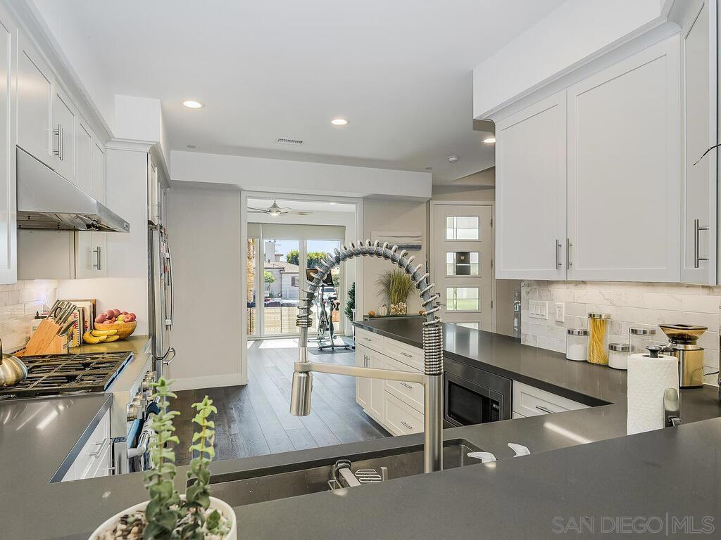 Pacific Beach - Residential