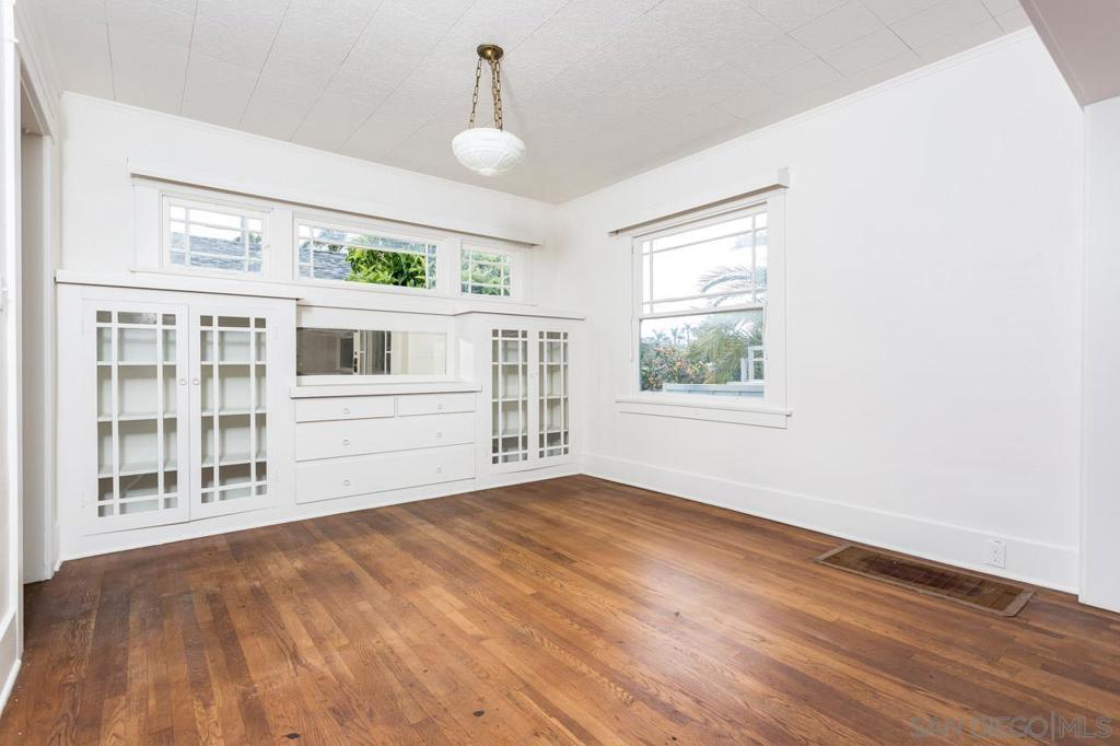 North Park - Residential Income