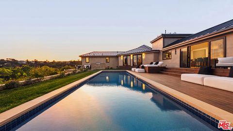 Photo of 13146 Rivers Road, Los Angeles, CA 90049 (MLS # 26647761)