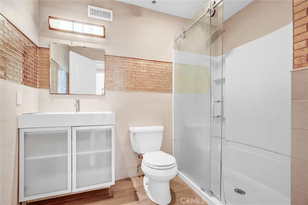 Halecrest (HALE) - Residential