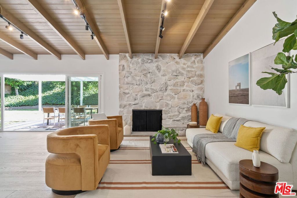 22946 Brenford Street