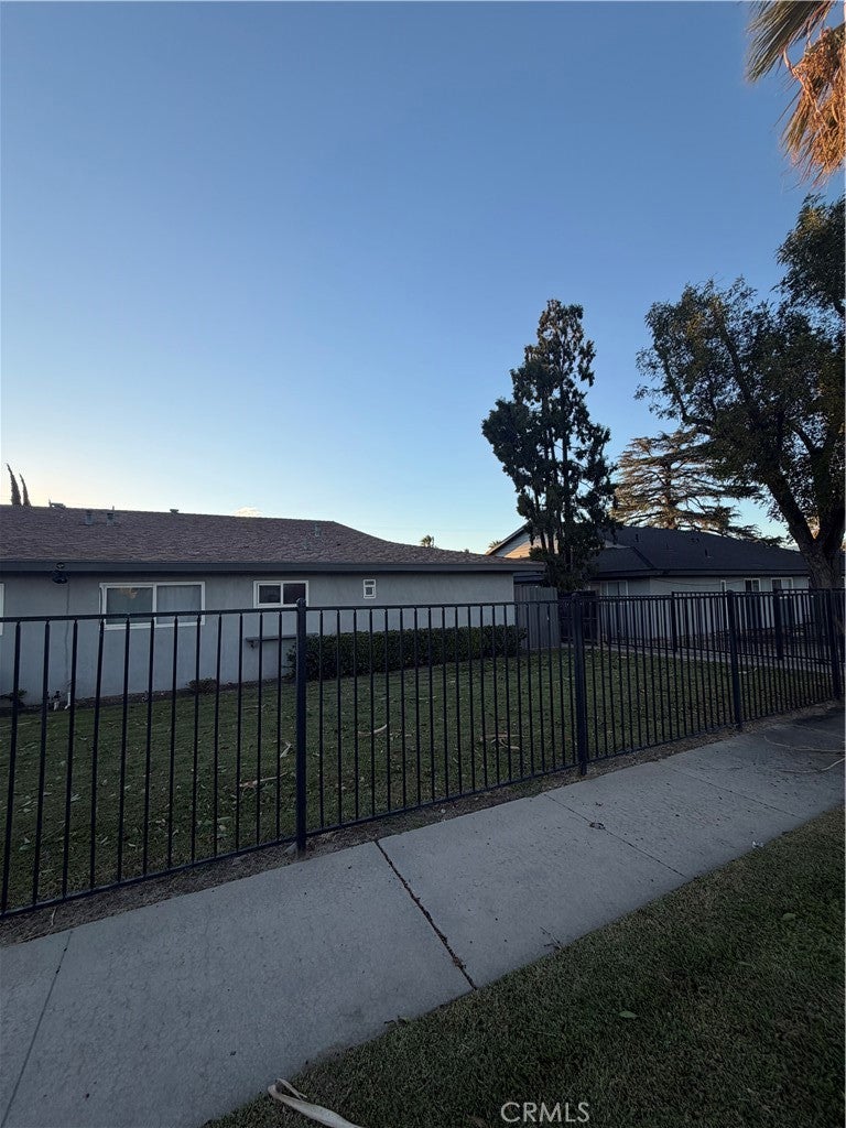 1007 Lombard