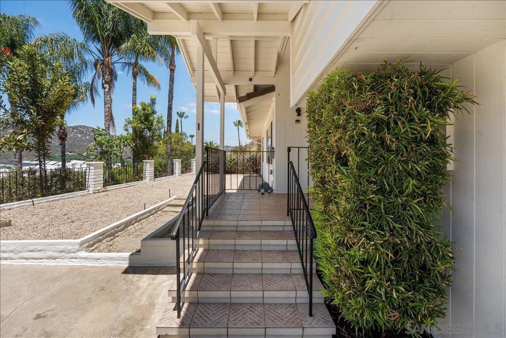 3548 Laurashawn Lane