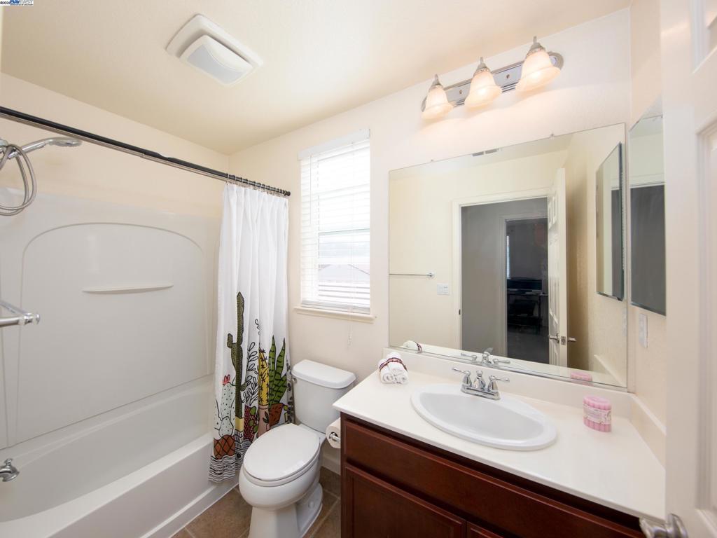 MUIRFIELD - Residential