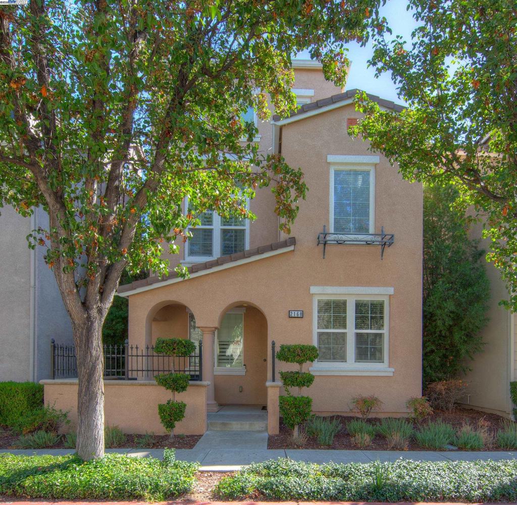 MUIRFIELD - Residential