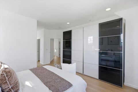 Tiny photo for 917 Vida Larga Loop, Milpitas, CA 95035 (MLS # ML82037538)