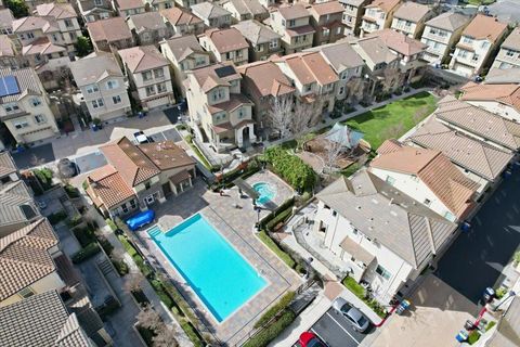 Tiny photo for 917 Vida Larga Loop, Milpitas, CA 95035 (MLS # ML82037538)