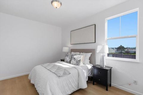 Tiny photo for 917 Vida Larga Loop, Milpitas, CA 95035 (MLS # ML82037538)