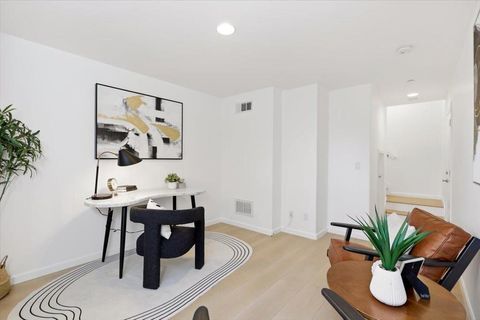 Tiny photo for 917 Vida Larga Loop, Milpitas, CA 95035 (MLS # ML82037538)