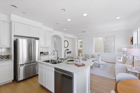 Tiny photo for 917 Vida Larga Loop, Milpitas, CA 95035 (MLS # ML82037538)