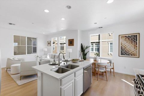 Tiny photo for 917 Vida Larga Loop, Milpitas, CA 95035 (MLS # ML82037538)