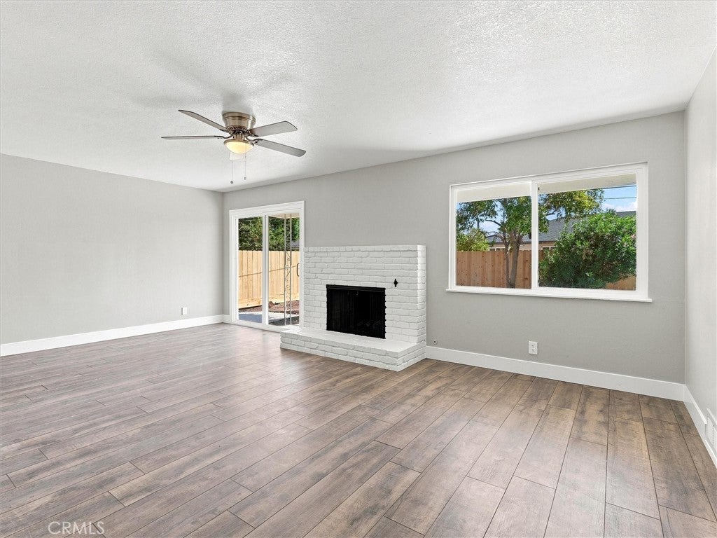 4668 N Bond