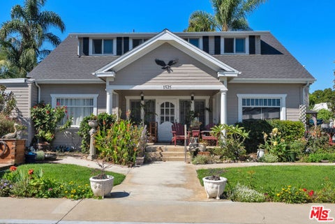 Photo of 1525 Marcelina Avenue, Torrance, CA 90501 (MLS # 26102594)