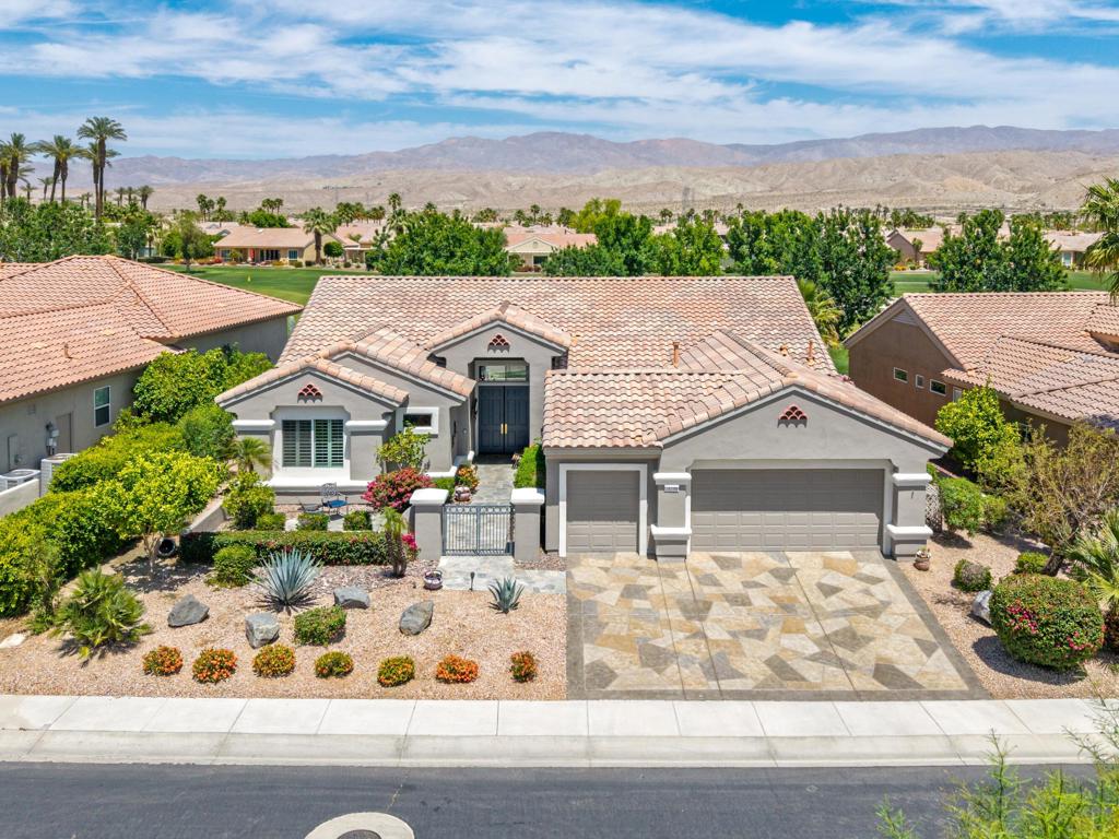 78596 Valley Vista Avenue