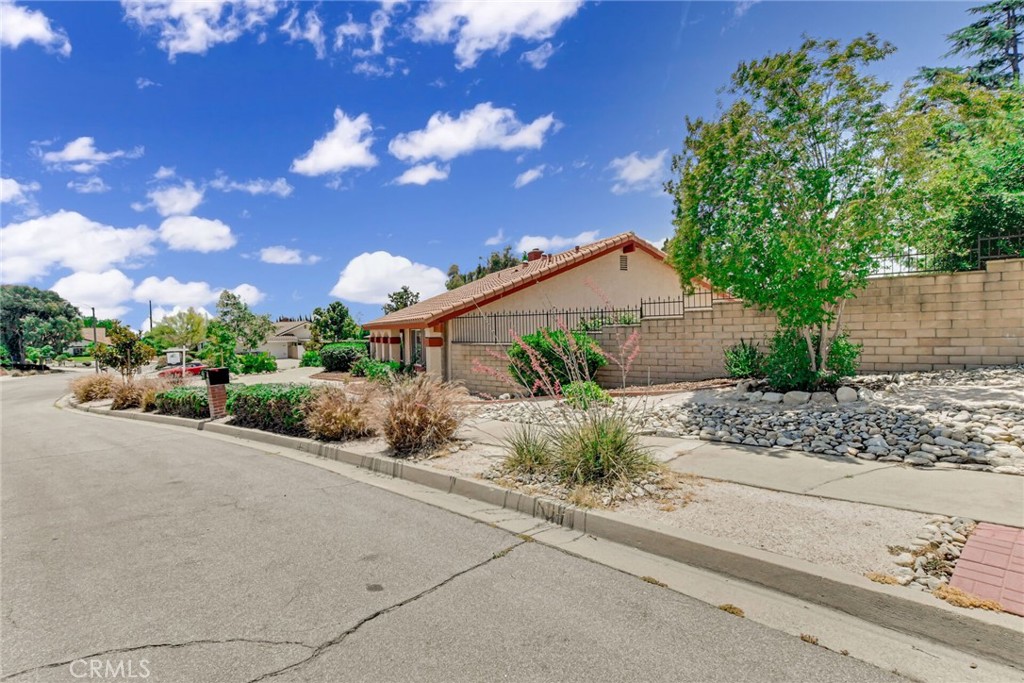383 Andover Drive