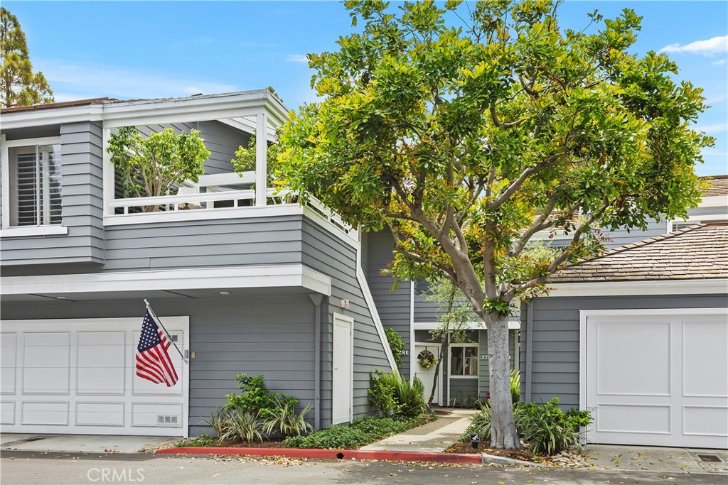Rarely available 3-bedroom, 3-bath townhome in the coveted, gated community of Bayridge in Newport Beach. This beautifully upgraded home features one of the most desirable floor plans in the neighborhood—its been nearly a year since a similar 3-bedroom layout has been on the market.
Thoughtfully updated throughout over the last 2 years, with well over $100,000 in improvements, the fully remodeled kitchen shines with new Ceasarstone countertops, Shaker cabinets and all new appliances - refrigerator, stove, microwave, and dishwasher, making it perfectly designed for both everyday living and entertaining. The home also features new paint, baseboards and flooring throughout. An intricate wrought iron handrail and custom staircase risers, show the detail that has been put into this home.
The spacious living room offers vaulted ceilings, large windows with custom drapes, a cozy fireplace, and access to a private patio surrounded by lush greenery and refreshing ocean breezes. The layout is open and airy, blending comfort and elegance throughout.
Upstairs, the primary suite is a true retreat with ample natural light, vaulted ceilings, a fully remodeled spa-like bath with dual vanities, a walk-in shower and a generous walk-in closet. The second bedroom upstairs also features vaulted ceilings, a large closet and an attached en-suite bathroom.
Additional features include a first floor bedroom, perfect for a home office or guest bedroom. The downstairs bathroom and shower has also been beautifully remodeled for guests or family use. A downstairs laundry room and a pristine 2-car attached garage with epoxy floors and built-in cabinetry for extra storage complete the first floor. Every window in the house has high-end, custom drapes and blinds, which add a sophisticated touch throughout the home.
Ideally located near all that Newport Beach has to offer—just minutes from Fashion Island, Balboa Island, CDM High School, Newport’s Back Bay Nature Preserve, and Newport Beach Country Club—this is a rare opportunity to own a move-in-ready home in one of the area’s most desirable gated communities.