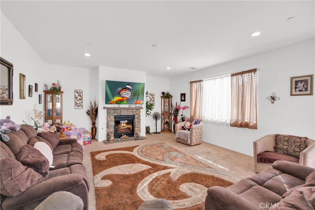 Photo of 15457 Red Pepper Place, Fontana, CA 92336 (MLS # CV26066758)